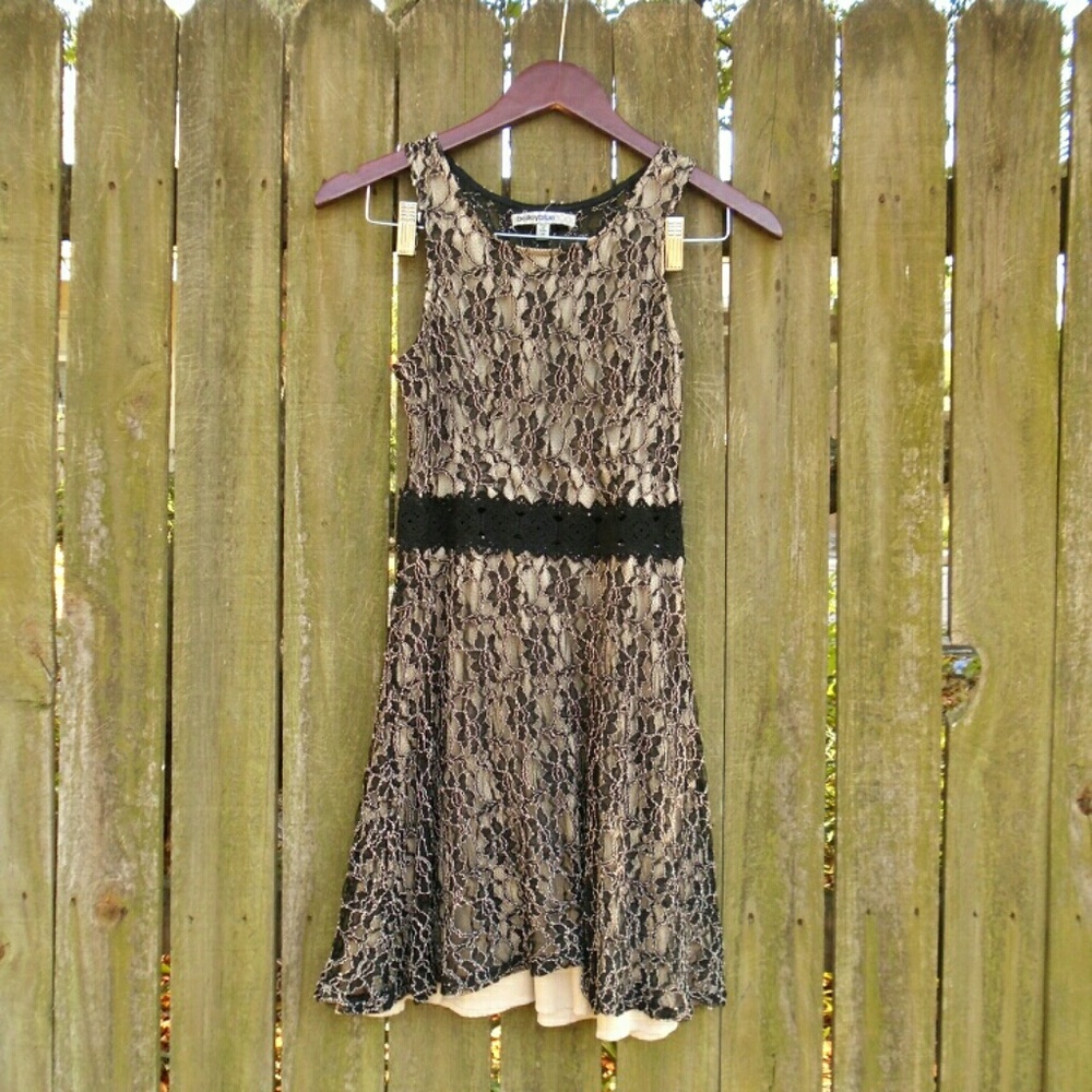 Bailey Blue medium lace crochet dress